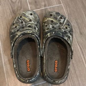 Camo crocs